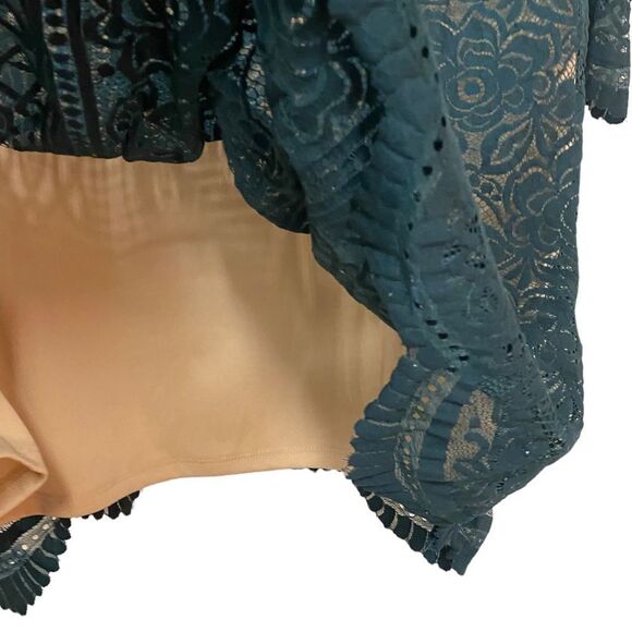 Green Christmas New Years Holliday Lace Bohemian Mini LongSleeved Elegant Dress - Picture 5 of 9